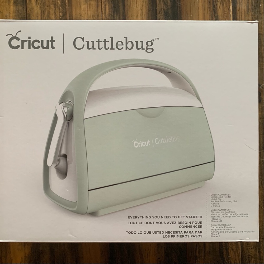 NIB Cricut Cuttlebug